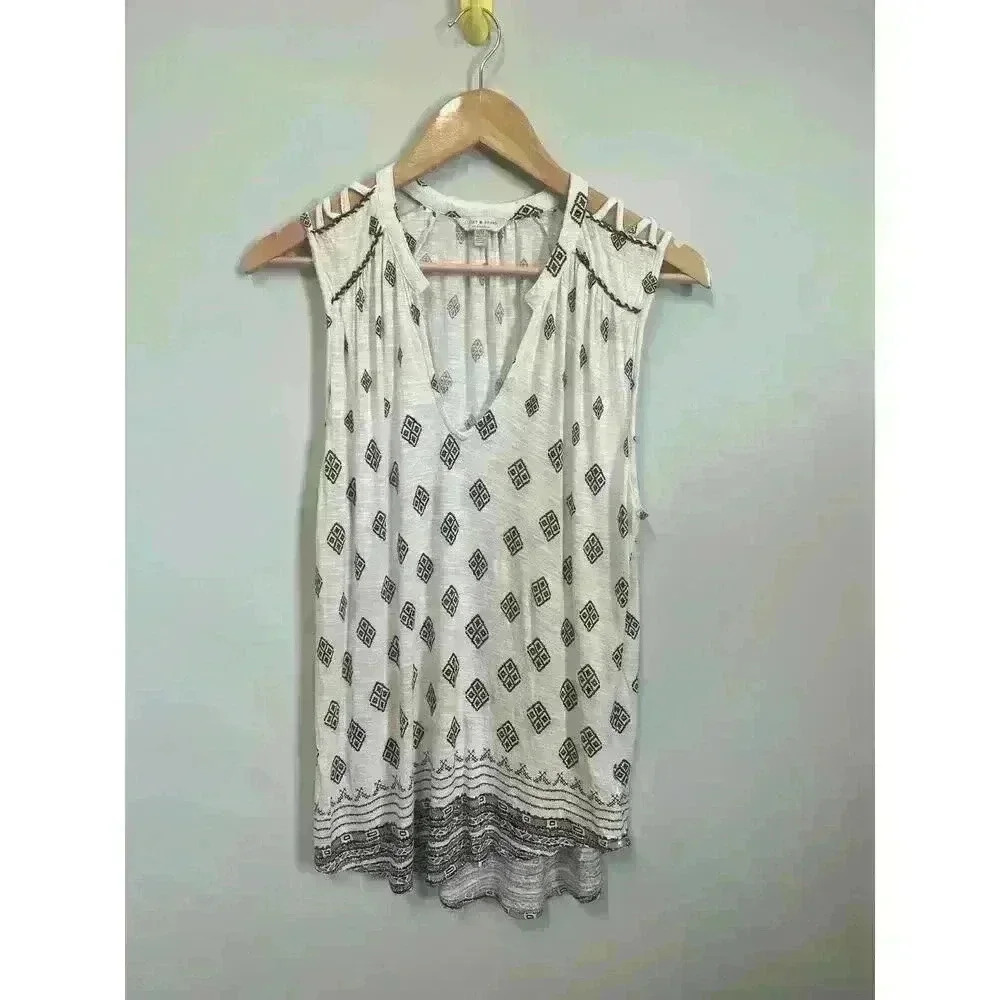 Lucky Brand sleeveless top size medium